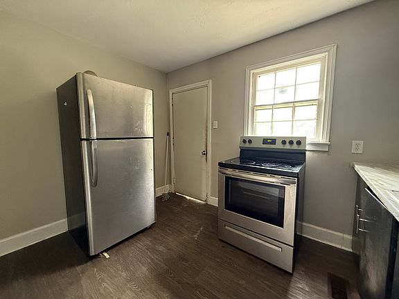 3rd image of 2913 Pickens Ave NW