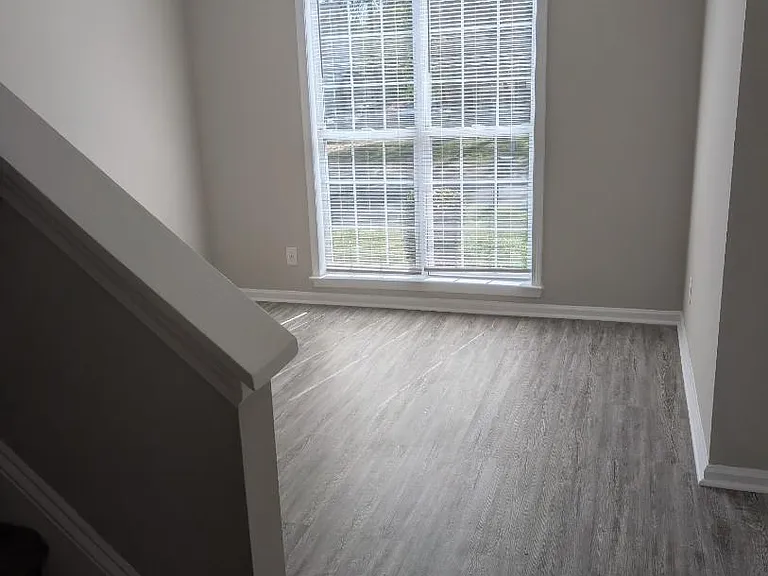 6319 Richfield Ln — Photo 9