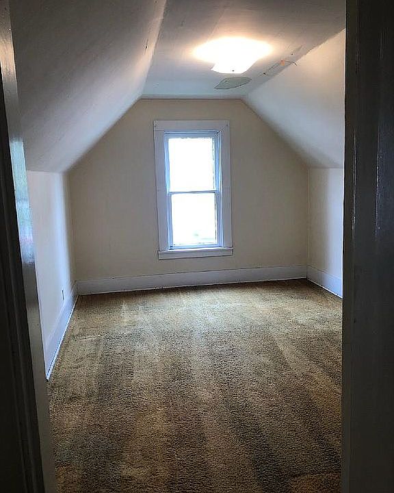 1st image of 501 Wood St
