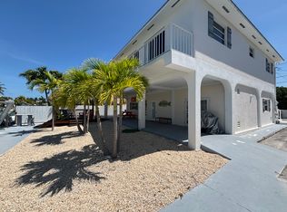 584 W Shore Dr, Summerland Key, FL 33042