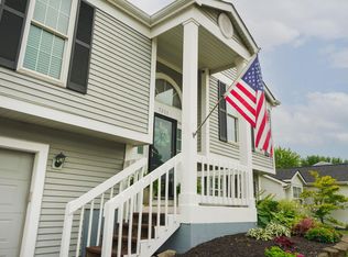5251 Aurora Dr, Hilliard, OH 43026