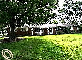 2nd image of 1870 Hollingsworth Dr