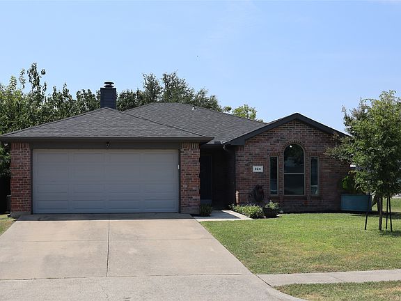 2nd image of 324 Lake Travis Dr
