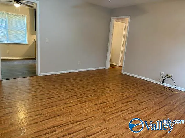 1114 Terry Cir — Photo 4