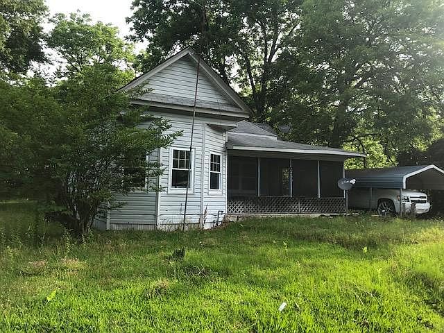 1st image of 214 E Greenwood St