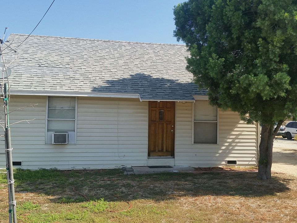 2nd image of 28102 Eucalyptus Ave