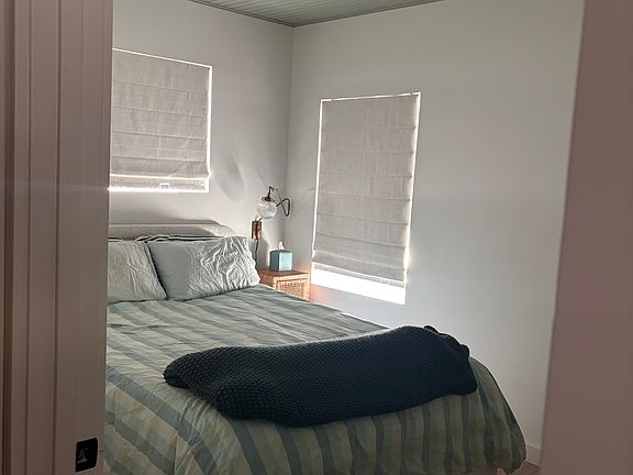 4th image of 810 Lindsay Ave #1