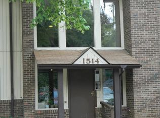 1514 Summer Run Dr UNIT 107, Florissant, MO 63033