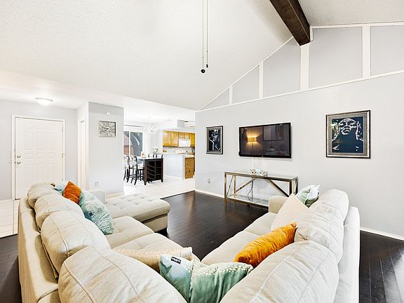 2nd image of 2032 Spicewood Rd