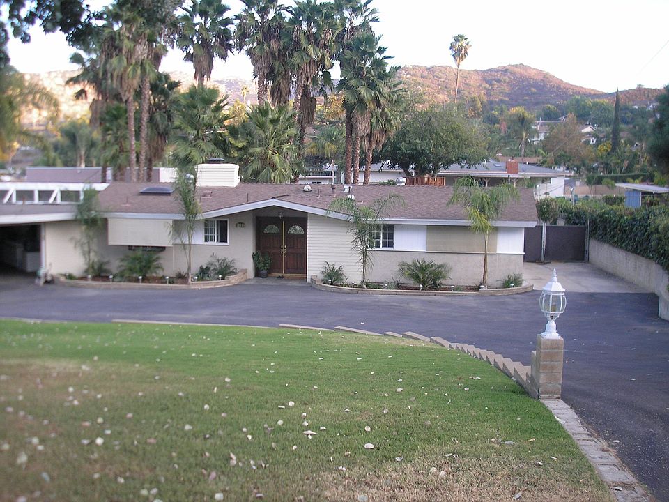 1st image of 13089 Aurora Dr