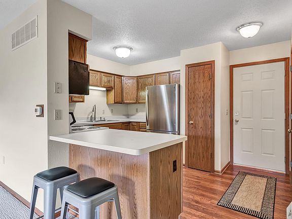 5th image of 10096 W Whitnall Edge Dr