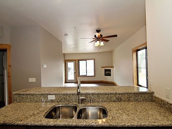 3rd image of 4015 S Russell St #106
