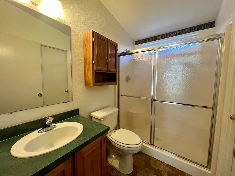 2054 Marion Ave — Photo 13