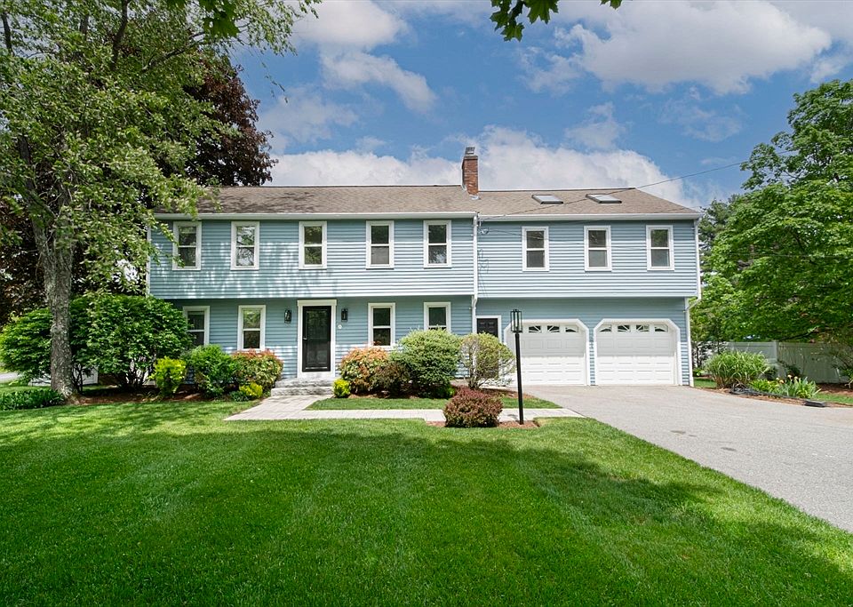 1st image of 130 Pleasant St