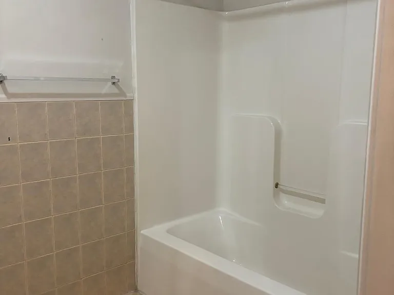 10 Close St #1 — Photo 10