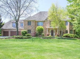 28690 W Heritage Oak Rd, Barrington, IL 60010