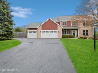 11008 Michigan Dr, Spring Grove, IL 60081