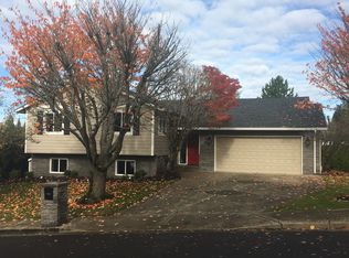 10315 SW Porter St, Portland, OR 97225