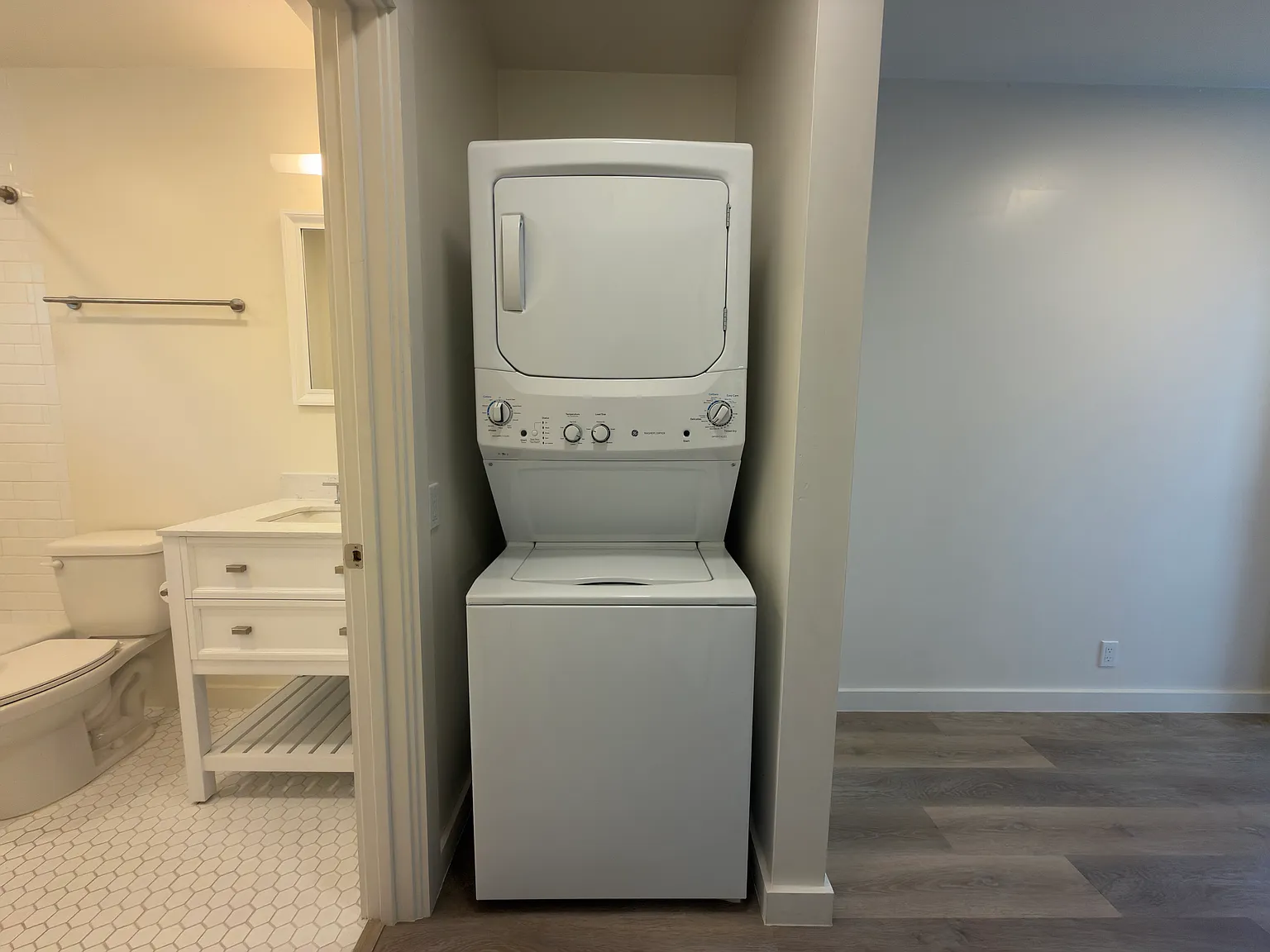 1 bed, $2,850 — Photo 2