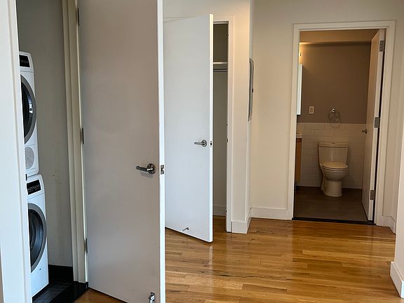 3rd image of 520 Parkside Ave APT 6C