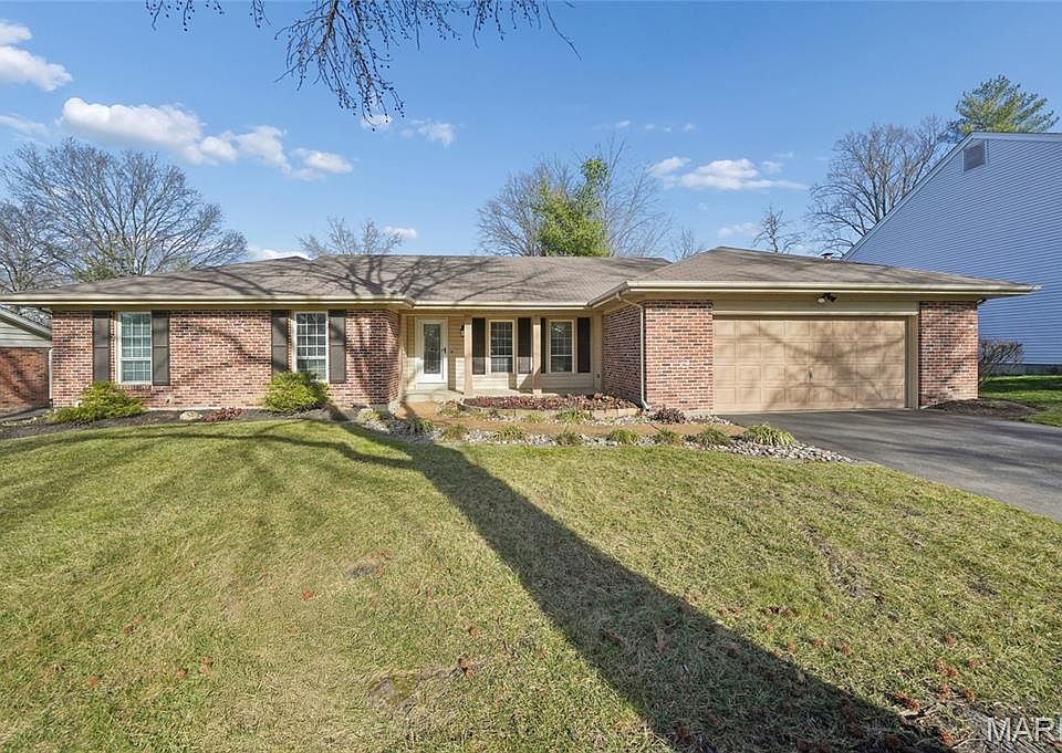 1st image of 1047 Camargo Dr