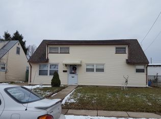 76 Poplar St, Carteret, NJ