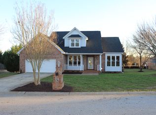 3 Darby Hill Ln, Taylors, SC 29687