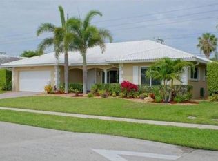 1333 Walnut Ter, Boca Raton, FL 33486