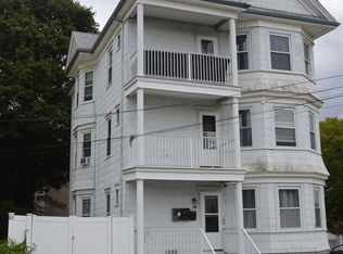 543 Coggeshall St, New Bedford, MA 02746
