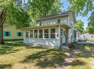 325 8th Ave, Camanche, IA