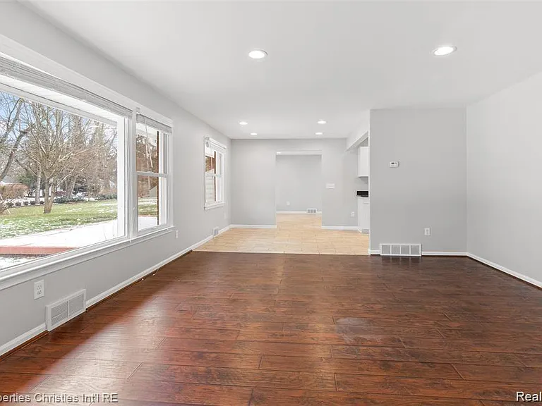 6881 W Dartmoor Rd — Photo 13