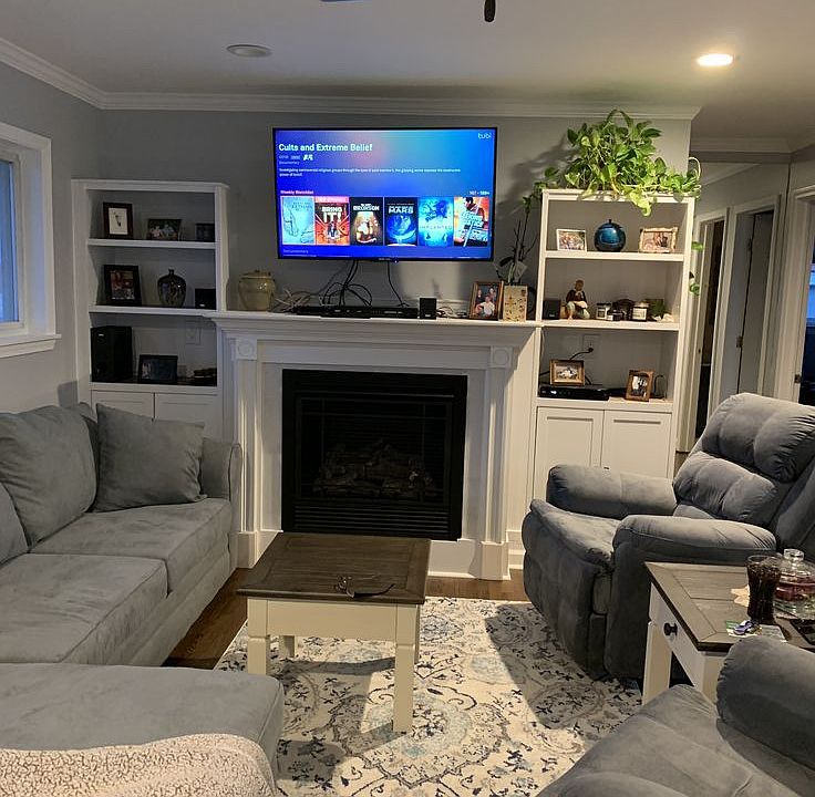 2nd image of 3637 N Neva Ave #2