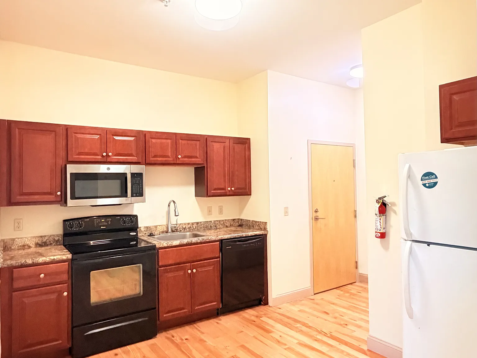 1 bed, $1,800 — Photo 2