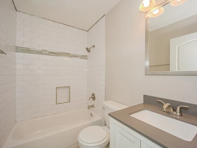 1863 Phillips Ave — Photo 13