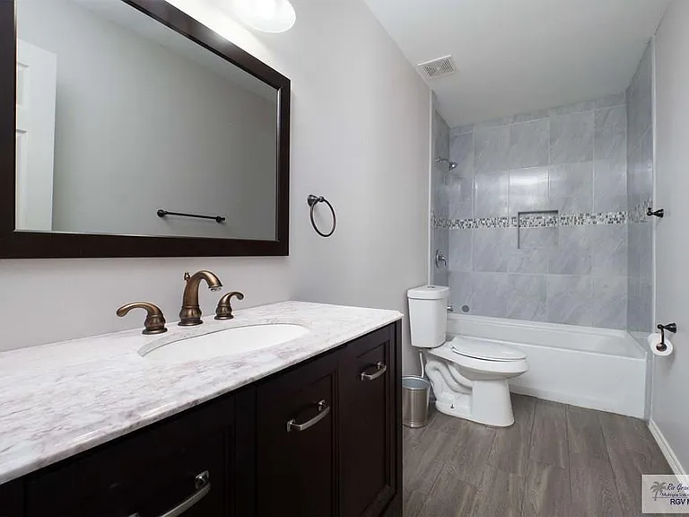 170 Pearl Dr — Photo 10