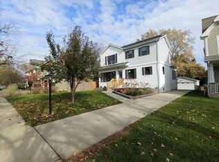 337 Grandview Ave, Glen Ellyn, IL 60137