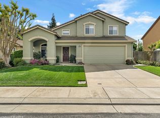 10223 River Park Cir, Stockton, CA