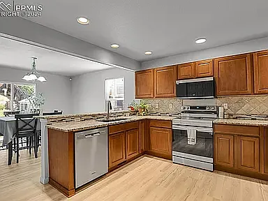7476 Steward Ln — Photo 7