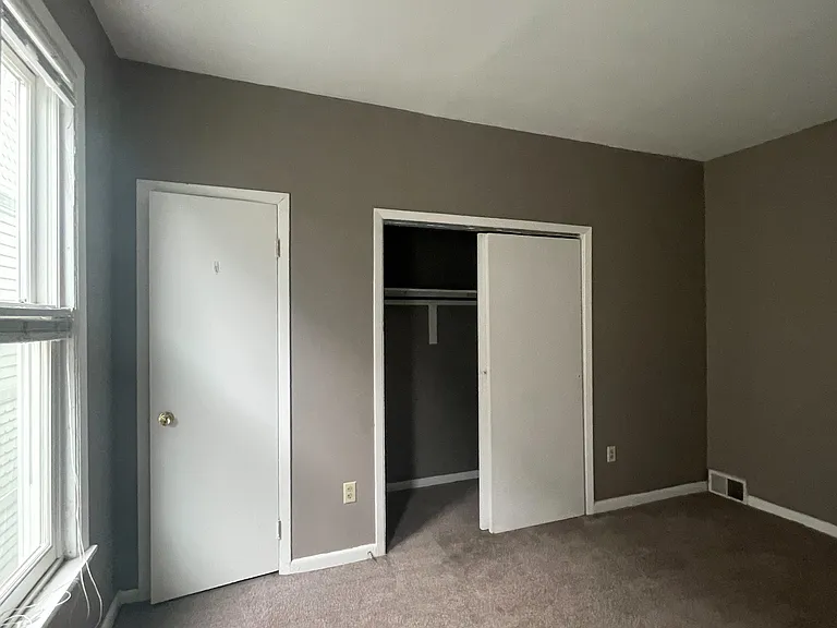 90 Cottage St #22 — Photo 10