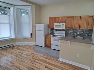 229 W Apsley St #1A, Philadelphia, PA 19144