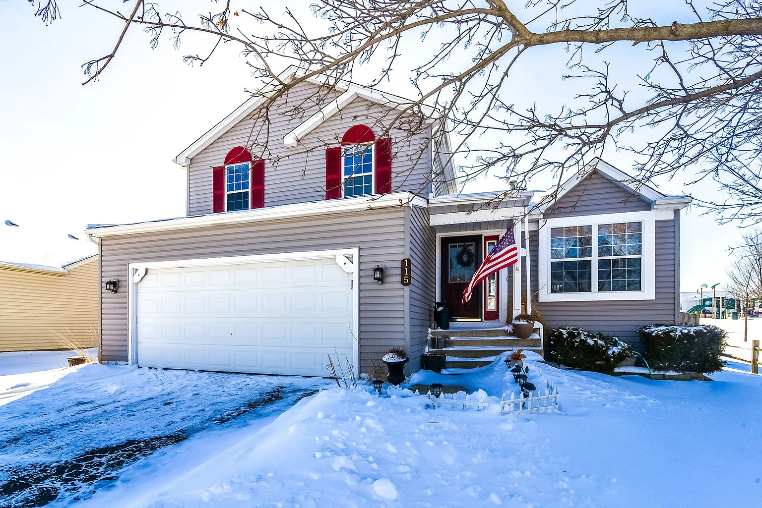 115 W Karen Ln photo 1