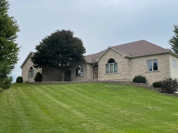 6819 Paulson Dr, Marengo, IL 60152