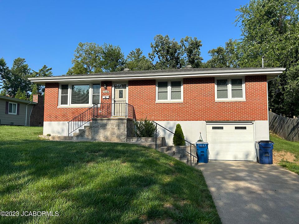 1st image of 1416 Debra St