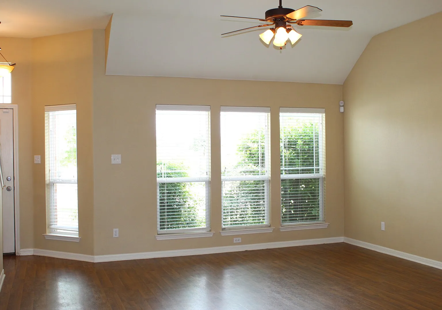 3 Bedroom, Belton Isd — Photo 2