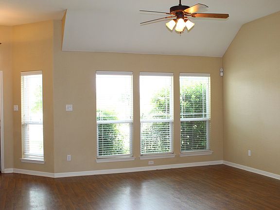 2nd image of 7707 Bridgepointe Dr