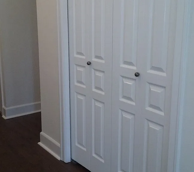 Littlefield Apartments — Photo 18