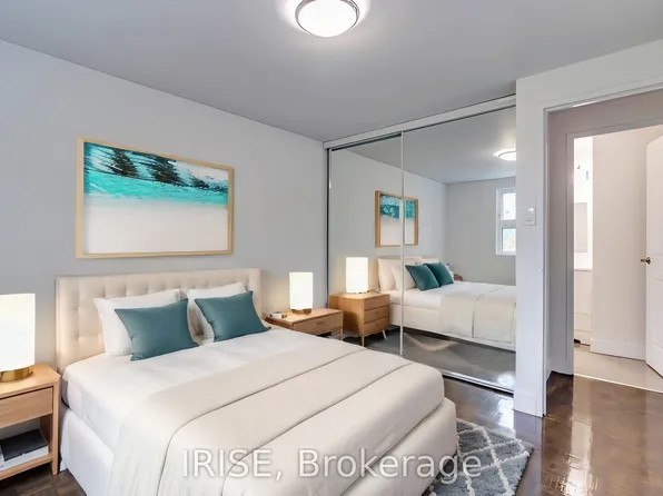 7555 Goreway Dr, Mississauga, ON