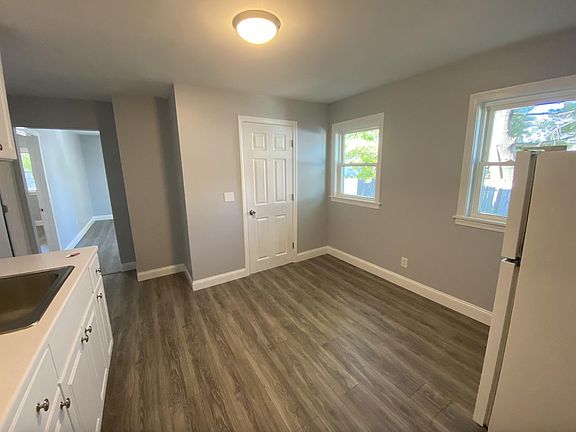 5th image of 6 Burke St #6