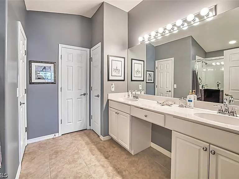 10092 Oakhurst Way — Photo 17