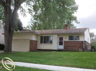 832 Provincetown Rd, Auburn Hills, MI 48326